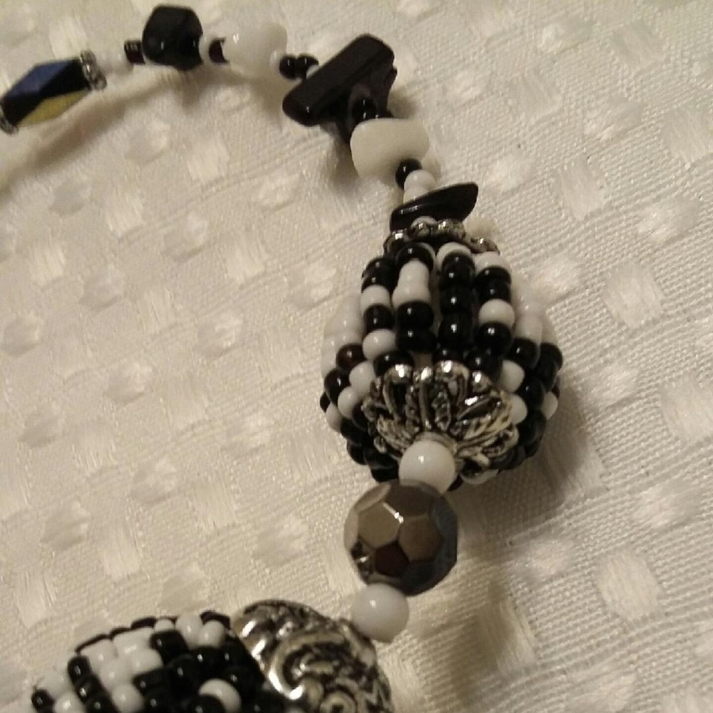 Necklace - Picture 8 of 8